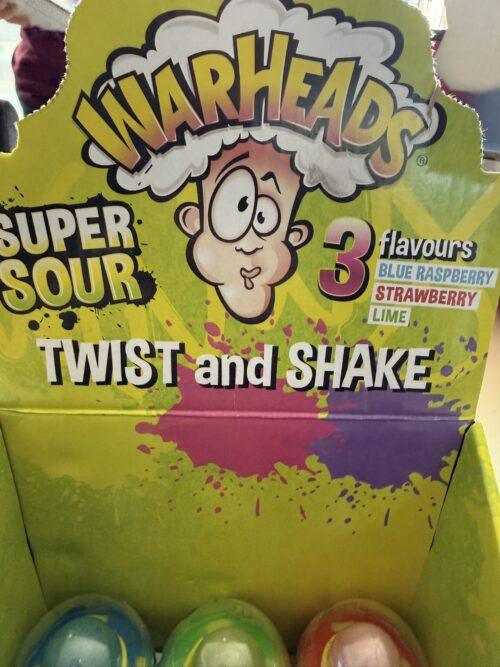 Warheads-Twist-and-Shake